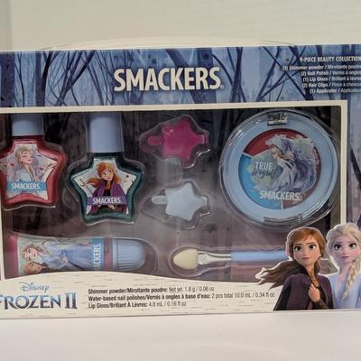 Disney Frozen II Smackers 9 Piece Beauty Collection Nail Polish Lip Gloss Shimmer Set
