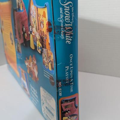 Vintage 1993 Mattel Disney Snow White and the Seven Dwarfs Once Upon a Time Playset