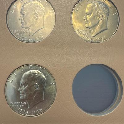 Sale Photo Thumbnail #80: All coins are 40% Silver 
21 coins in total. 
Denver, Philadelphia, and San Francisco minted. 

Collecting book has 21 open slots for further collecting.