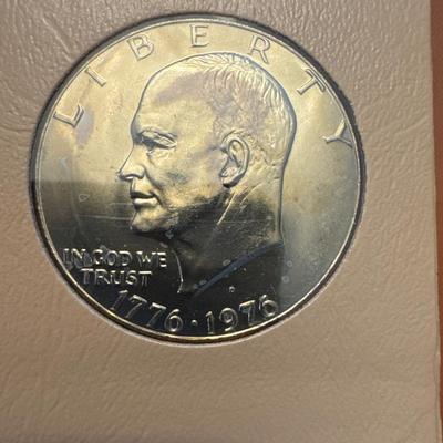 Sale Photo Thumbnail #81: All coins are 40% Silver 
21 coins in total. 
Denver, Philadelphia, and San Francisco minted. 

Collecting book has 21 open slots for further collecting.