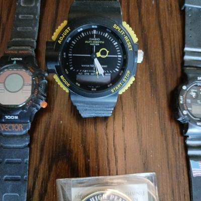 3 MEN'S WATCHES
