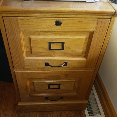WOODEN 2 DRAWER FILING CABINET