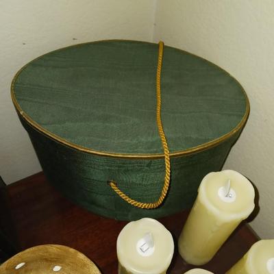 FLAMELESS CANDLES, BOXES AND MORE