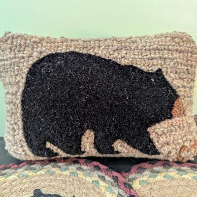 Bear Braided Mats & Bear Pillow Designed By Laura Megroy (HW)