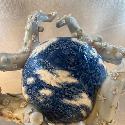 Sale Photo Thumbnail #114: Lladro "Mother Earth" Sculpture MASSIVE #49/500 Signed~

This absolutely massive Lladro titled "Mother Earth" has been retired after a limited run of 500. One of the rarer pieces. This is in great overall condition and displays beautifully, I believe it h