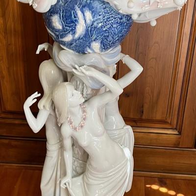 Sale Photo Thumbnail #110: Lladro "Mother Earth" Sculpture MASSIVE #49/500 Signed~

This absolutely massive Lladro titled "Mother Earth" has been retired after a limited run of 500. One of the rarer pieces. This is in great overall condition and displays beautifully, I believe it h