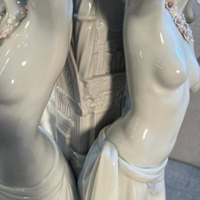 Sale Photo Thumbnail #111: Lladro "Mother Earth" Sculpture MASSIVE #49/500 Signed~

This absolutely massive Lladro titled "Mother Earth" has been retired after a limited run of 500. One of the rarer pieces. This is in great overall condition and displays beautifully, I believe it h