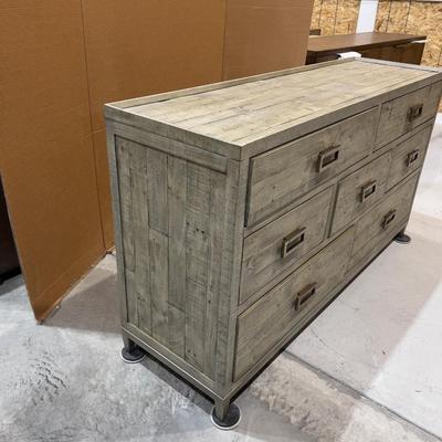 Sale Photo Thumbnail #196: Not used Excellent Condition. Jointed Corners. Wood with Metal Legs.  High quality! Please provider moving assistance and secure transportation and or packing materials for moving. Measures 64 x 19x 36. Retail Price $1,900.