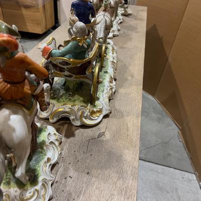 Sale Photo Thumbnail #251: ANTIQUE Collectible. Unter Weiss Bach Maker VTB. falcon, horses, carriage. Good Condition. Impressive Ceramics. Collectible! 