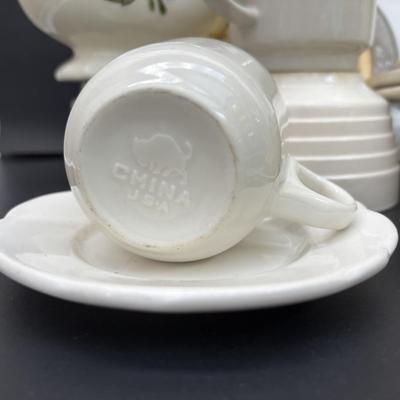 LOT 46: Vintage Utility Ware, Transferware & China: Buffalo China, Rego, Crooksville, W.R. Midwinter Ltd, Sebring Pottery