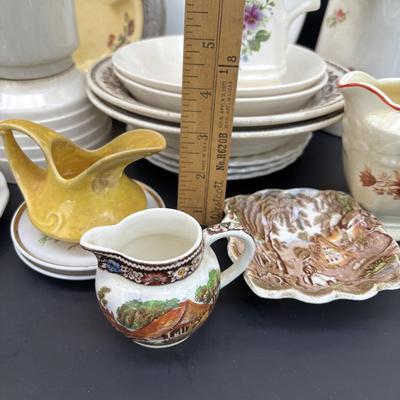 LOT 46: Vintage Utility Ware, Transferware & China: Buffalo China, Rego, Crooksville, W.R. Midwinter Ltd, Sebring Pottery