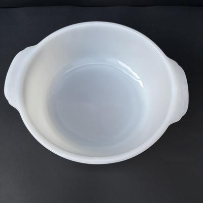 LOT 50: Vintage Kitchen: Pyrex, Anchor Hocking Fire King, Corning Ware Spice of Life, Tupperware, Juice Glasses