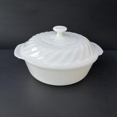 LOT 50: Vintage Kitchen: Pyrex, Anchor Hocking Fire King, Corning Ware Spice of Life, Tupperware, Juice Glasses
