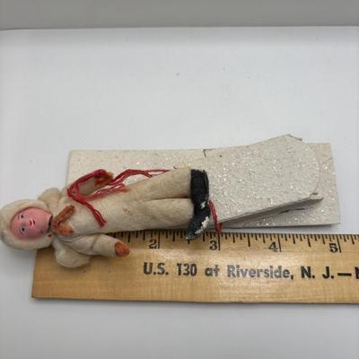 LOT 52: Vintage Christmas Decor