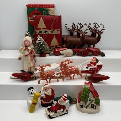 LOT 52: Vintage Christmas Decor