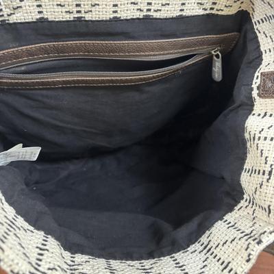LOT 55: Thirty-One Jewel Crossbody Bag with Thirty-One Around Town Tote & Ruby Mini Bag in White Striped Straw