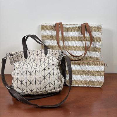 LOT 55: Thirty-One Jewel Crossbody Bag with Thirty-One Around Town Tote & Ruby Mini Bag in White Striped Straw