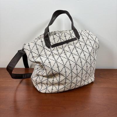 LOT 55: Thirty-One Jewel Crossbody Bag with Thirty-One Around Town Tote & Ruby Mini Bag in White Striped Straw
