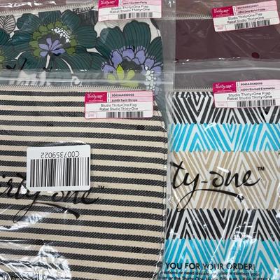 LOT 57: Thirty-One Studio Classic Body Handbag Collection