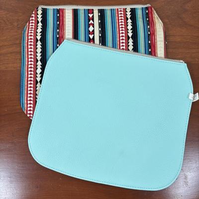 LOT 57: Thirty-One Studio Classic Body Handbag Collection
