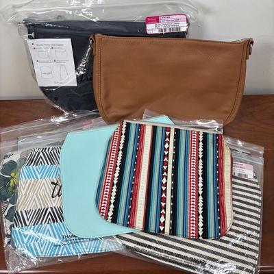 LOT 57: Thirty-One Studio Classic Body Handbag Collection