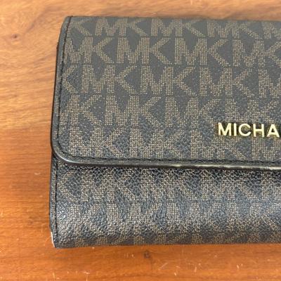 LOT 58: Michael Kors Signature Mott Messenger Satchel & Wallet
