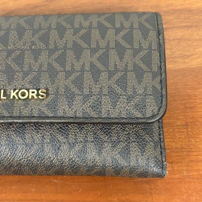 LOT 58: Michael Kors Signature Mott Messenger Satchel & Wallet
