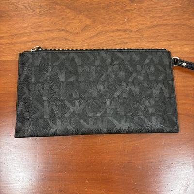 LOT 60: Michael Kors Jet Set Travel Signature Tote Bag & Monogram Wristlet