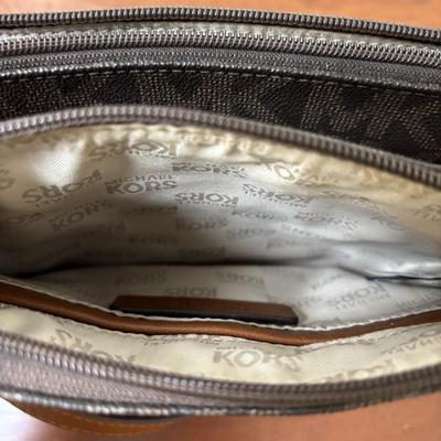 LOT 61: Michael Kors Jet Set Travel Medium Logo Crossbody Bag & Jet Set Continental Wallet in Vanilla Signature Print