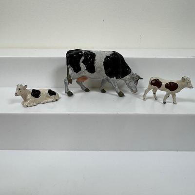 LOT 63: Miniature Cast Metal Animals