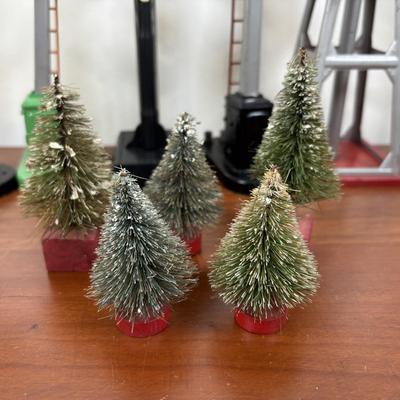 LOT 65: Lionel Train Accessories, Bottle Brush Trees, Noma Electronic Railroad Station Records and Record Player (for parts) & Toy...