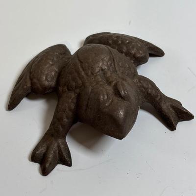 LOT 67: Cast Metal Ants, Frog, Grasshoppers & Lily Pad w/Frog Sundail