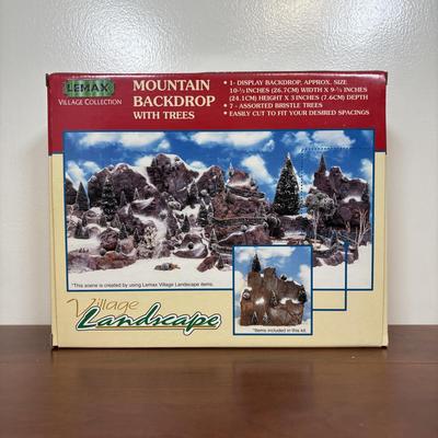 LOT 69: Lemax Village Landscapes & Vail Ski House