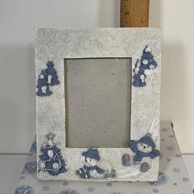 LOT 76: Encore Snow Buddies