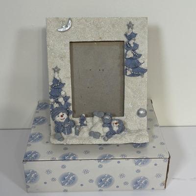 LOT 76: Encore Snow Buddies