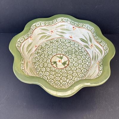 LOT 81: Temptations Old World Green Ovenware Dishes