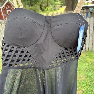 LOT 84: Clothing Some New w/Tags Various Styles & Sizes