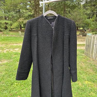 LOT 85: Jackets & Coats: Styles & Sizes Vary