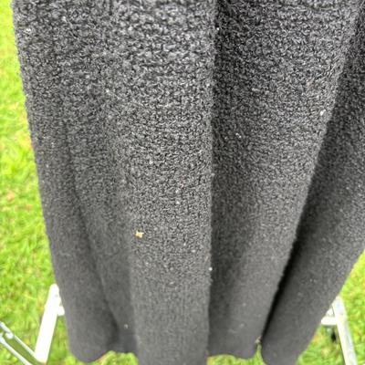 LOT 85: Jackets & Coats: Styles & Sizes Vary
