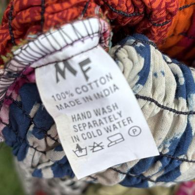 LOT 86: Ladies Clothing: Styles & Sizes Vary
