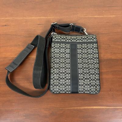 LOT 90: Coach Soho Shoulder Bag, Mini Crossbody, Wallet