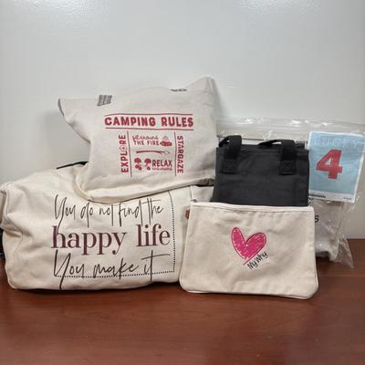 LOT 93: Collection of Thirty-One Tote Bags & Clutch Bags