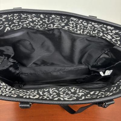 LOT 95: Thirty-One Leopard Print Tote Purses & Wallet