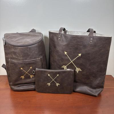 LOT 98: Thirty-One Arrow Monogrammed Tote Bag, Backpack & Clutch