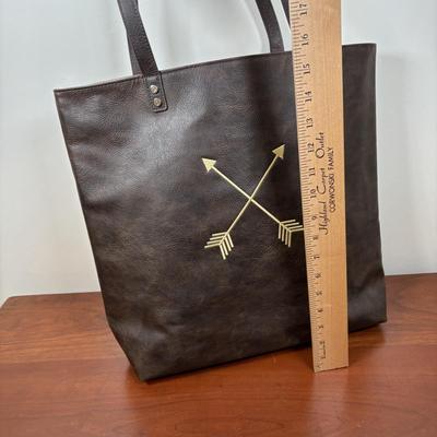 LOT 98: Thirty-One Arrow Monogrammed Tote Bag, Backpack & Clutch