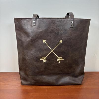 LOT 98: Thirty-One Arrow Monogrammed Tote Bag, Backpack & Clutch