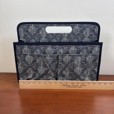LOT 100: Thirty-One Double Duty Caddies & Tote Bag