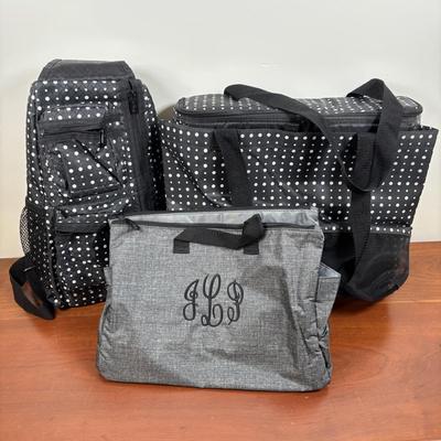 LOT 101: Thirty-One Sand N Shore Thermal Tote, Lunch Cooler Tote & Sling Bag