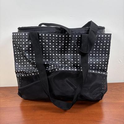 LOT 101: Thirty-One Sand N Shore Thermal Tote, Lunch Cooler Tote & Sling Bag