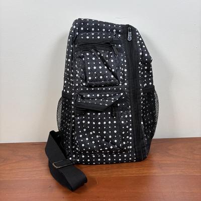 LOT 101: Thirty-One Sand N Shore Thermal Tote, Lunch Cooler Tote & Sling Bag